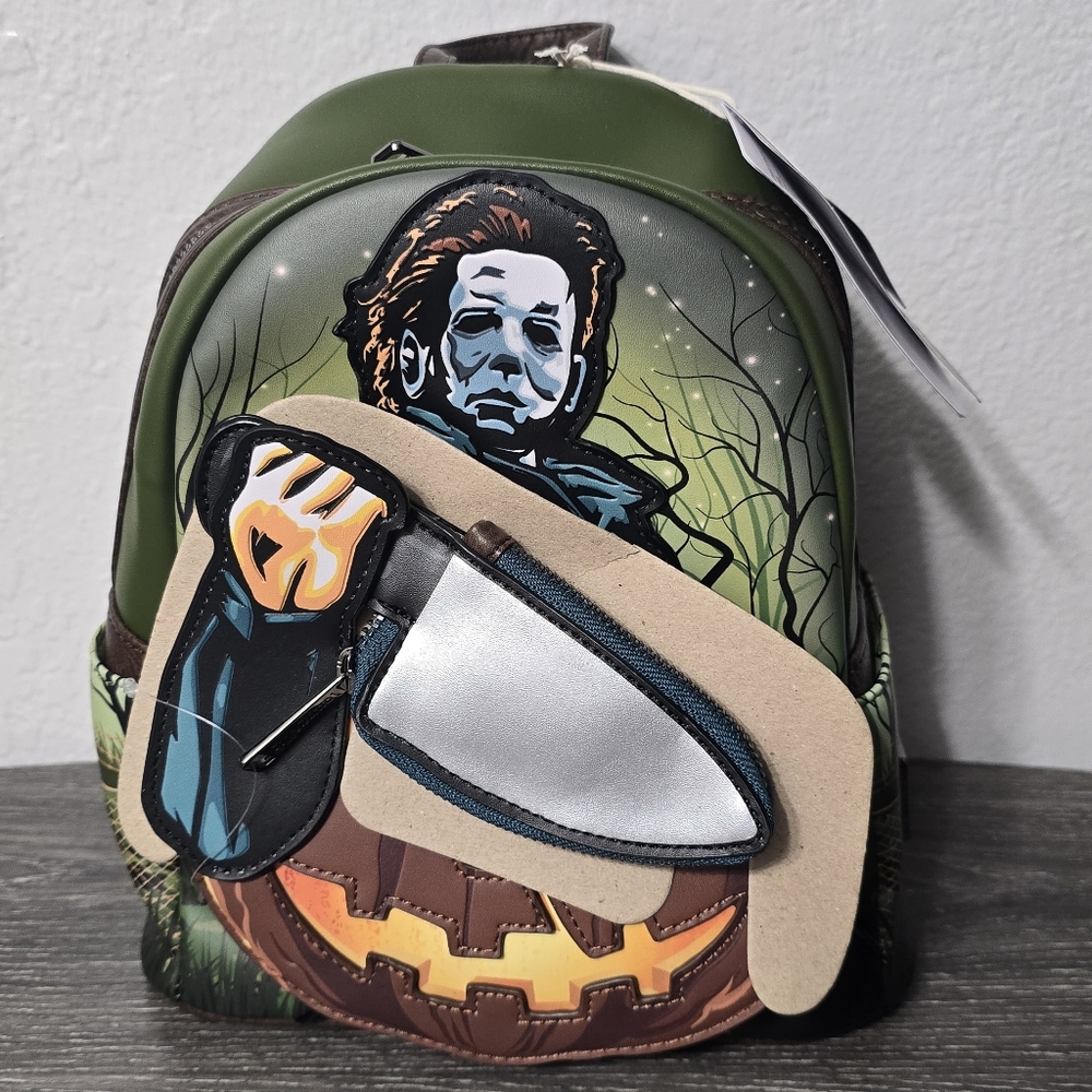 NWT Loungefly Halloween Michael Myers Glow In The Dark Pumpkin Backpack